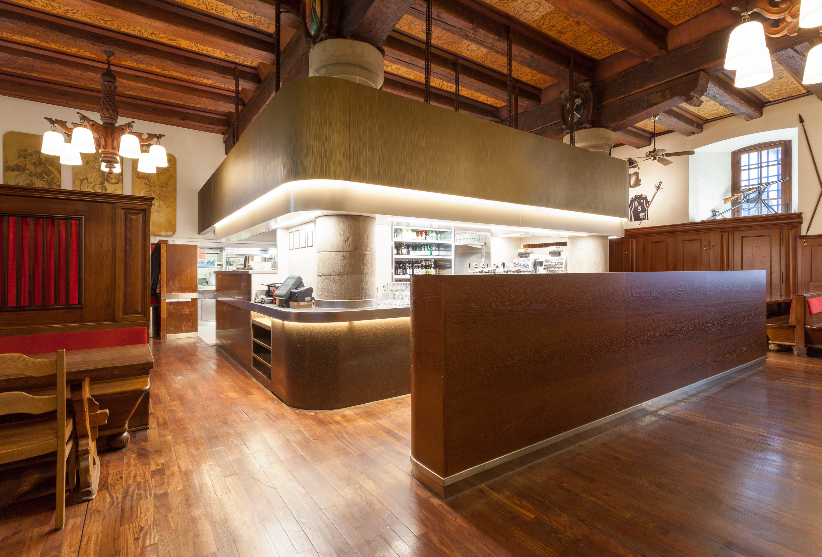 Restaurant Zeughauskeller Zürich Jegen AG